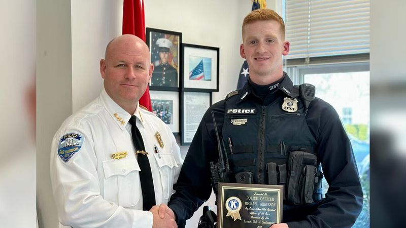 ABD'de ünlü yıldızı tanımayınca 'Yılın polisi' seçildi