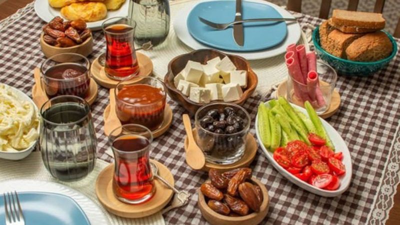 Sahurda ne yenir? Gün boyu tok tutacak ve susatmayacak yiyecekler