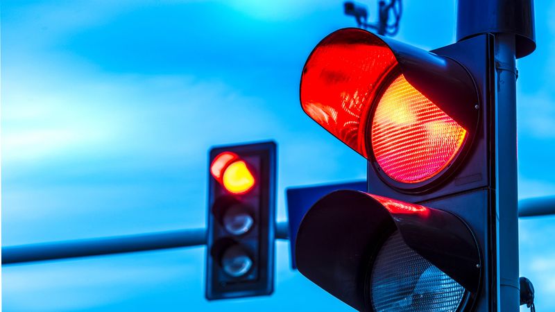 Sürücüler dikkat: Kırmızı ışık ihlali yapan yandı! 6 defa yapan veda ediyor