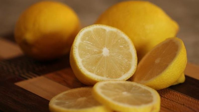 Limonun suyunu iki katına çıkaran yöntem: Tek hareket yetiyor!