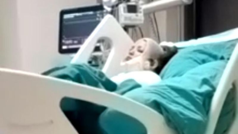 Adana'da ısınmaya çalışırken yandı