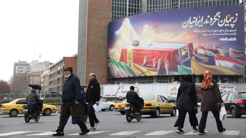 İran'da araştırma: Tahranlıların yüzde 80'i internet kısıtlamalarından şikayetçi