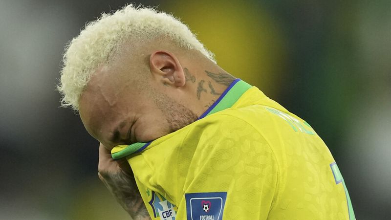 Neymar, Brezilya milli takımı kadrosundan çıkarıldı
