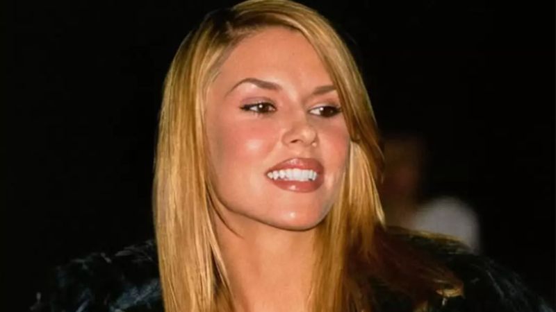 Brandi Glanville'in yüzü eriyor! Suratında mantar ve parazit oluştu