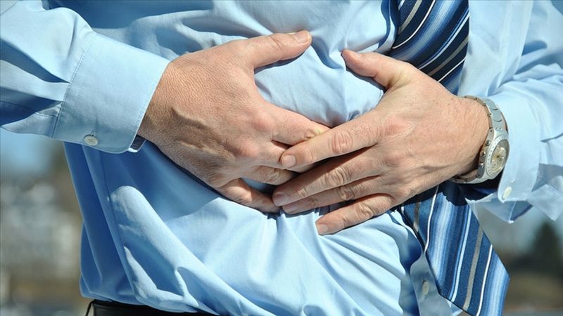 Kolon kanseri kadınlarda 2'nci erkeklerde 3'üncü sırada