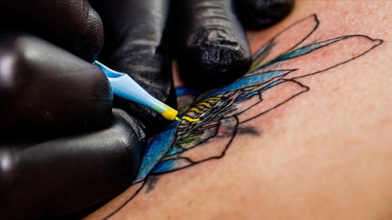 Pişman olanlara müjde: Dövmeler ücretsiz silinecek