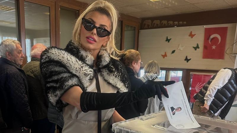 Şarkıcı Hatice, Ekrem İmamoğlu için oy verdi