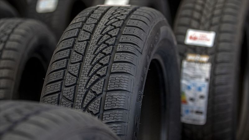 Türkiye'nin lastik devinden kritik karar! Üretim bantlarını durduruyor...