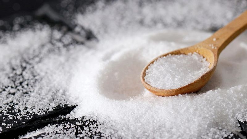 Sağ omuzdan tuz serpin, bolluk ve bereketi kapınızı çalacak