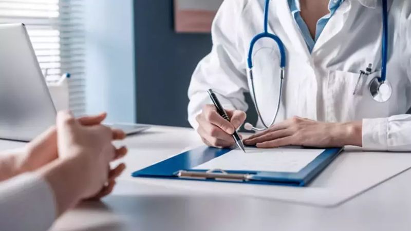 Bayramda hastaneler açık mı 2025? Sağlık ocakları, aile hekimleri, eczaneler…