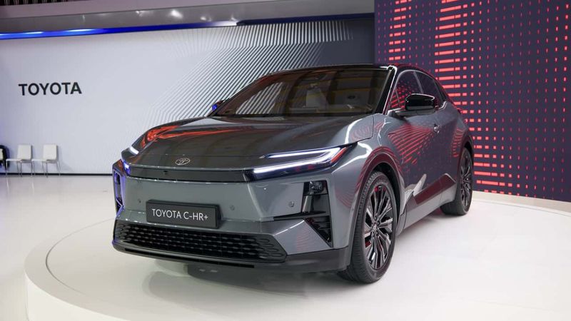 Toyota, Japonya'da kurmayı planladığı dev batarya tesisini erteledi