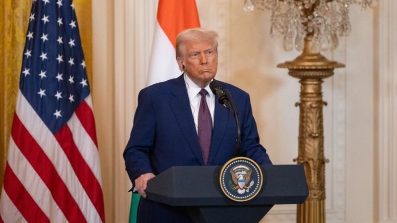 Donald Trump, bir sonraki seçimde Obama ile yarışmak istediğini belirtti