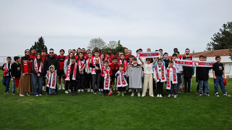 Samsunspor, devlet himayesindeki çocukları konuk etti