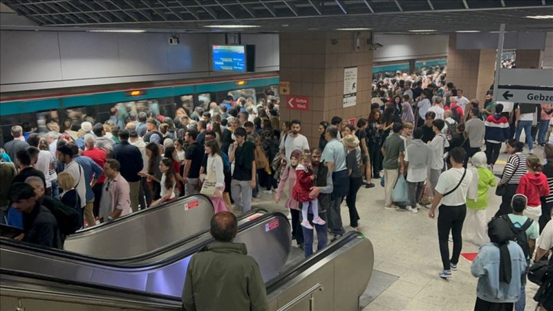 Abdulkadir Uraloğlu: Bayramda 4 günde raylı sistemleri 2,8 milyon yolcu kullandı