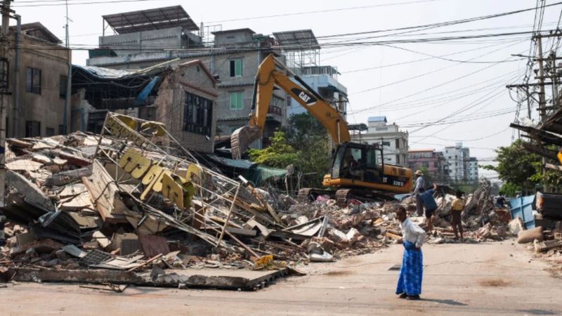 Myanmar'da askeri yönetim deprem felaketi sonrası geçici ateşkes ilan etti