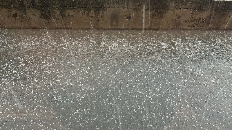 Kastamonu’da sağanak ve dolu yağışı etkisini gösterdi