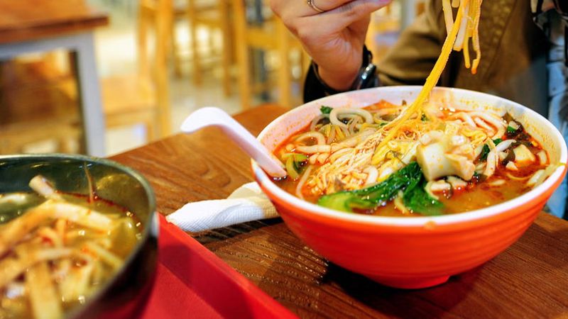 Ünlü fast food markasında skandal! Şubelerini kapatıyor: İşte, nedeni