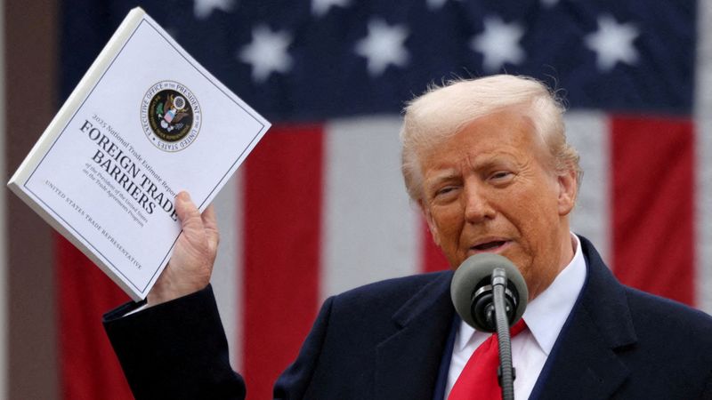 Trump'tan misilleme kararı alan Çin'e: Paniklediler