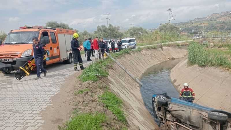 Aydın'da otomobil sulama kanalına uçtu