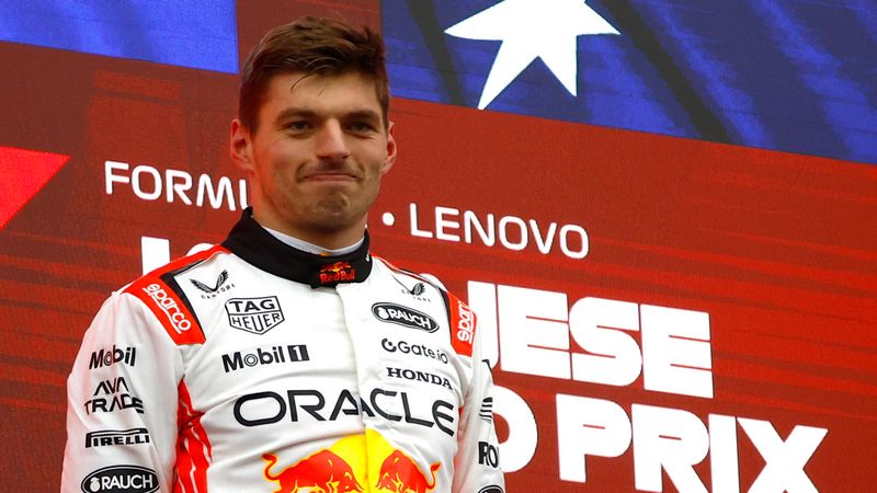 Formula 1 Japonya Grand Prix'sinin galibi Max Verstappen