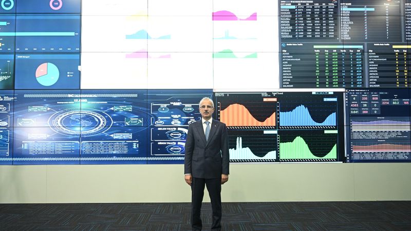 Abdulkadir Uraloğlu: Türkiye'de internete erişmek için en çok cep telefonu kullanılıyor