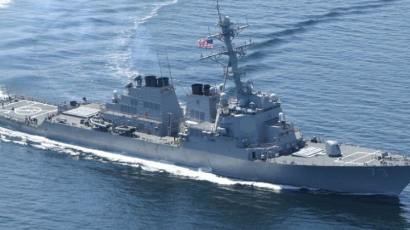 Husiler, Kızıldeniz’de ABD savaş gemilerini vurdu