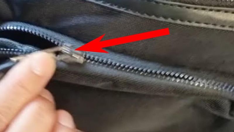 Sıkışan fermuarı anında açan yöntem: Kimse bilmiyor…