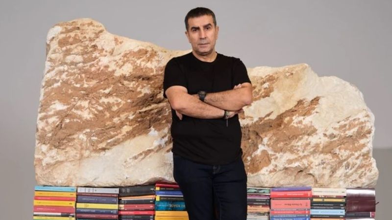 Ahmet Güneştekin’in 'Alfabe Lahitleri', Corriere Della Sera kapağında