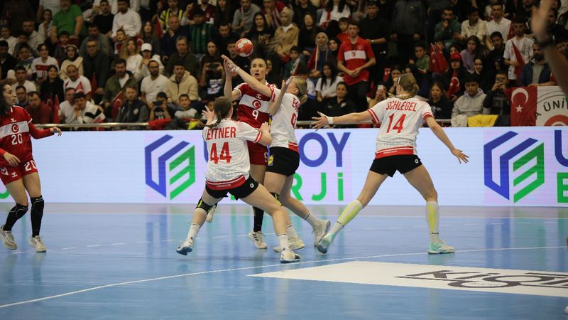 A Milli Kadın Hentbol Takımı, Avusturya'ya yenildi