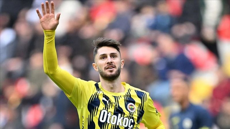 Fenerbahçeli İsmail Yüksek'ten alkışlanacak davranış
