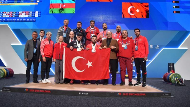 Türk sporculardan Avrupa Halter Şampiyonası'nda 6 madalya