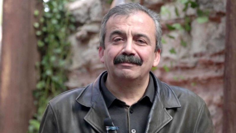 Sırrı Süreyya Önder yoğun bakımda: İşte son gelişmeler