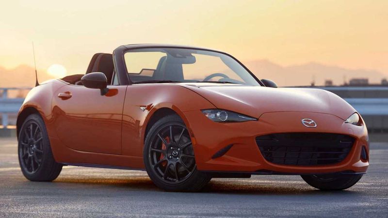Yeni Mazda MX-5 daha büyük bir motorla geliyor