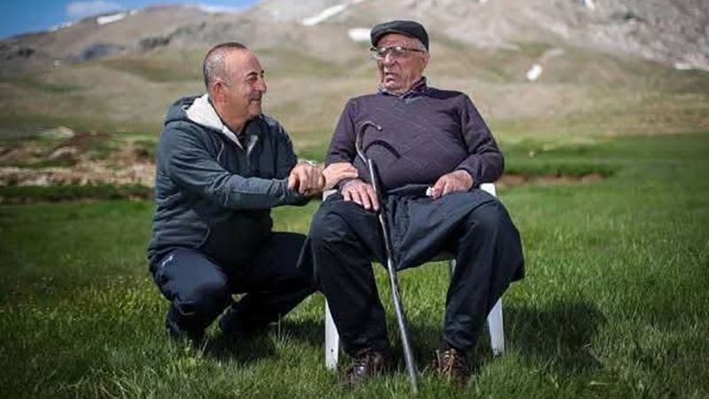 Mevlüt Çavuşoğlu'nun acı günü