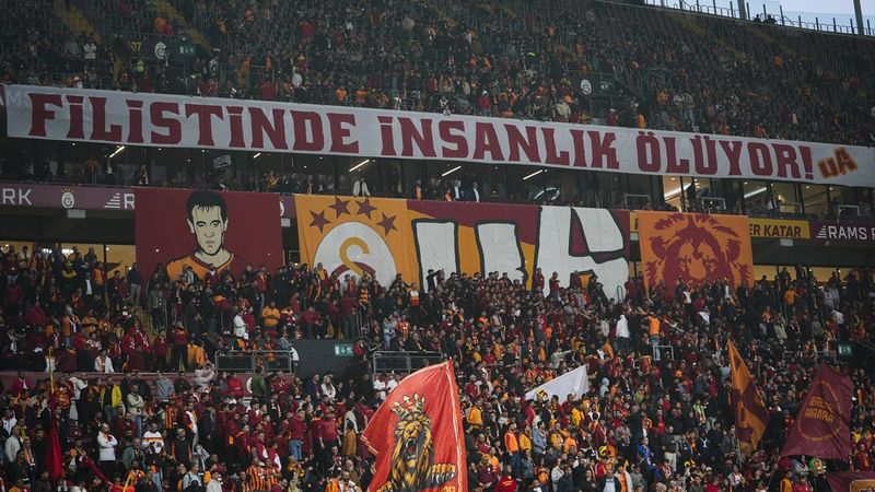Galatasaray taraftarından Filistin'e destek