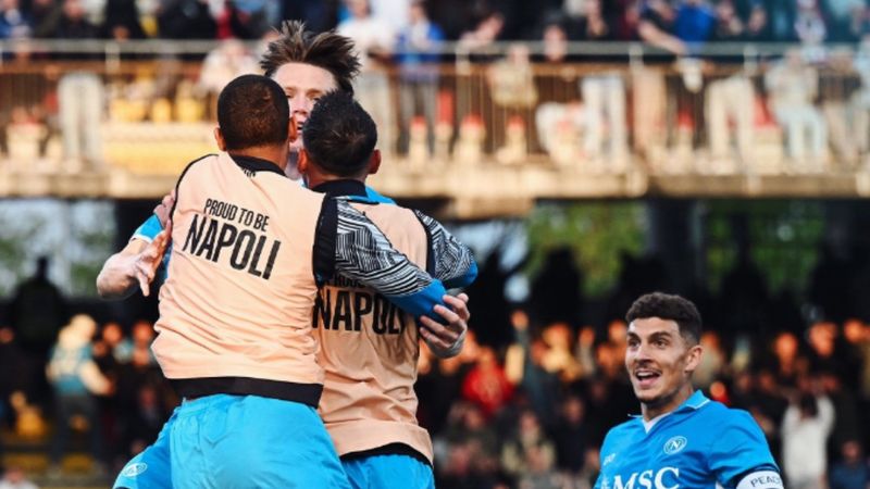 Napoli, Monza karşısında hata yapmadı