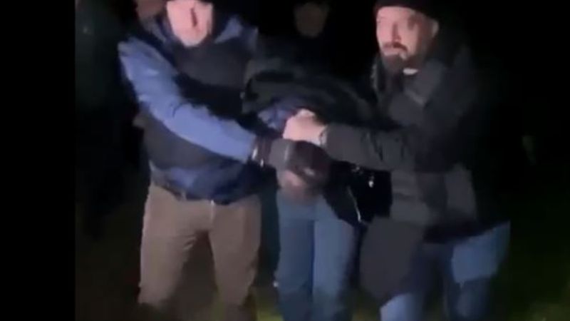 Samsun'da boşanma aşamasındaki eşini öldüren kişi, ahırda yakalandı