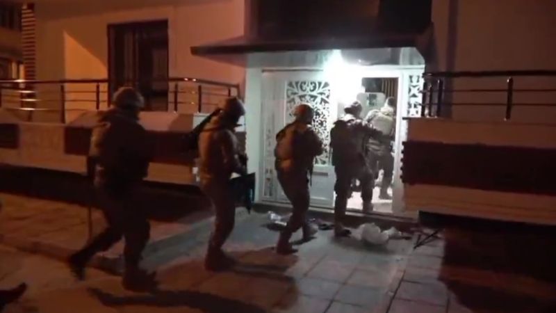 Van'da 4 ev ve 1 iş yerine operasyon