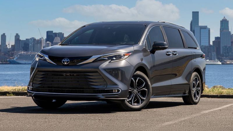 ABD'den  gelen yüksek talep Toyota satışlarını uçurdu: İşte son rakamlar