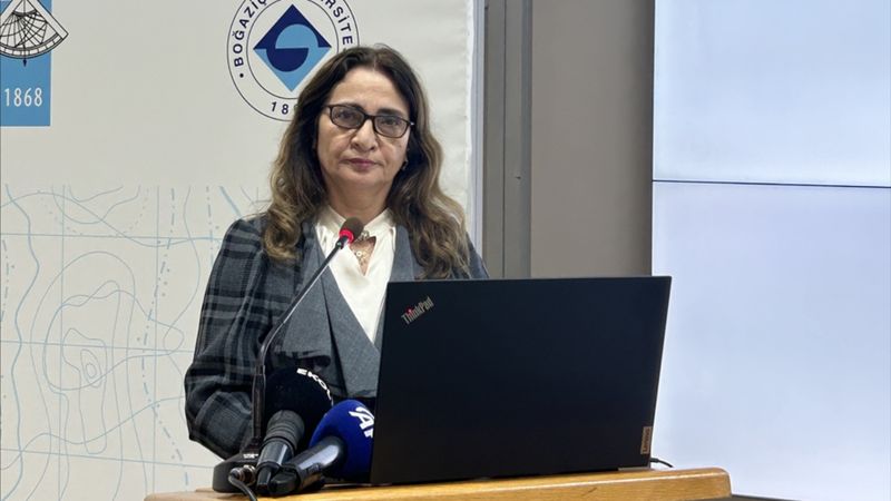 İstanbul'da depremin şiddeti denizde 8, karada 5 olarak ölçüldü