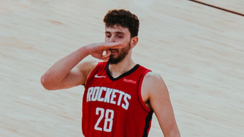 Rockets, Warriors'u yenerek seriyi 1-1 yaptı