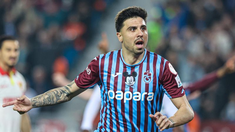 Göztepe'yi yenen Trabzonspor finalde Galatasaray'ın rakibi oldu