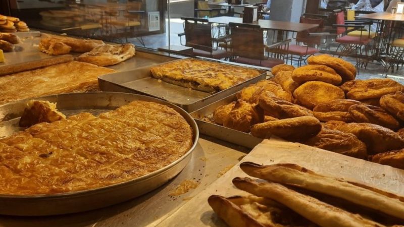 Pidede tavuk, börekte taşlık çıktı! İşte hile yapılan firmalar