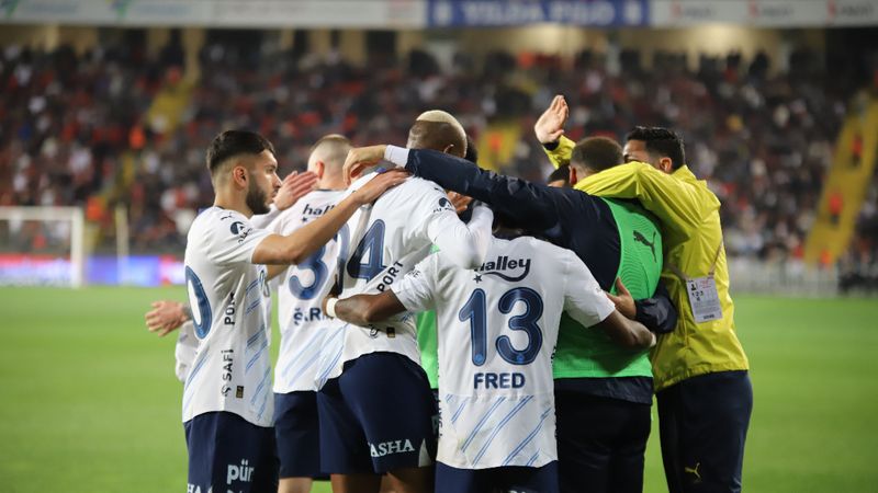 Fenerbahçe, bu sezon 6. kez geriden gelerek kazanmayı başardı