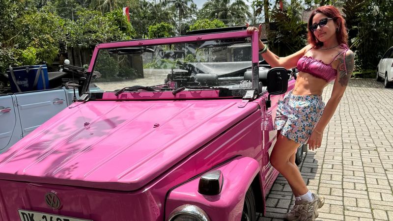 Şarkıcı Melek Mosso'dan estetik açıklaması: 