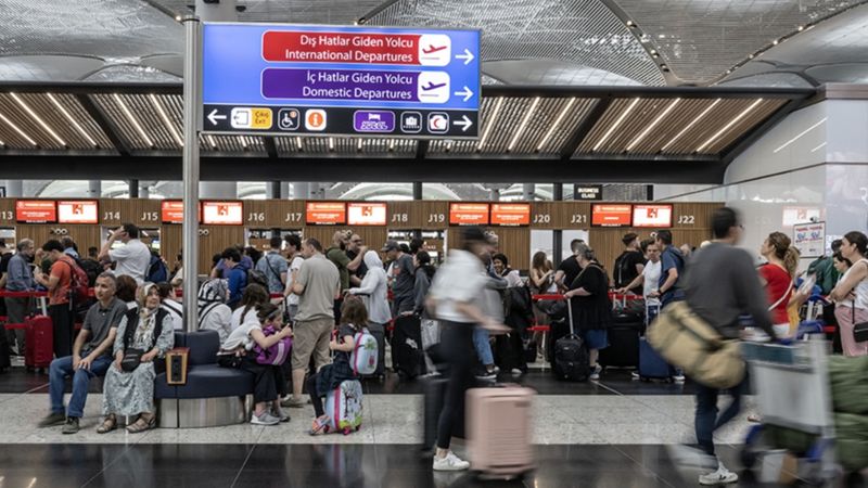 İstanbul havalimanlarının yolcu sayısı ilk çeyrekte 30 milyona yaklaştı