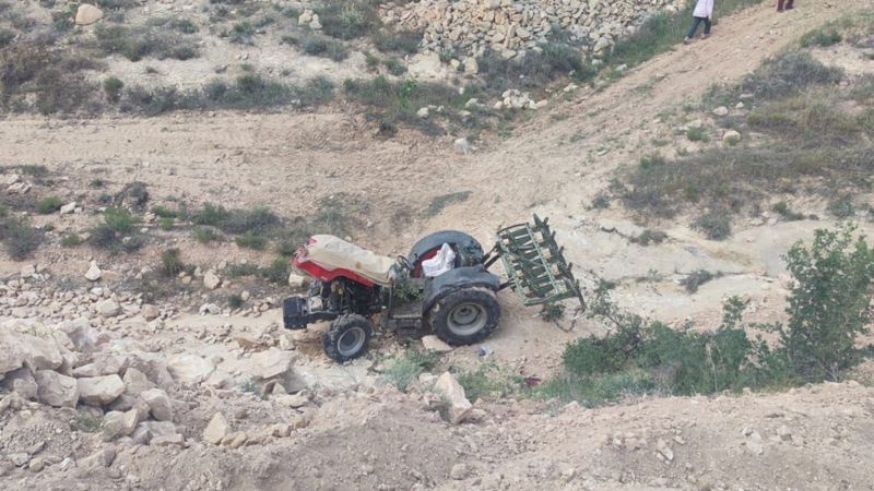 Şanlıurfa'da devrilen traktörün altında kalan genç öldü