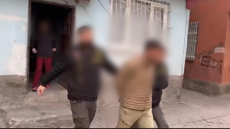 Diyarbakır'da motosiklet hırsızı kardeşler yakalandı