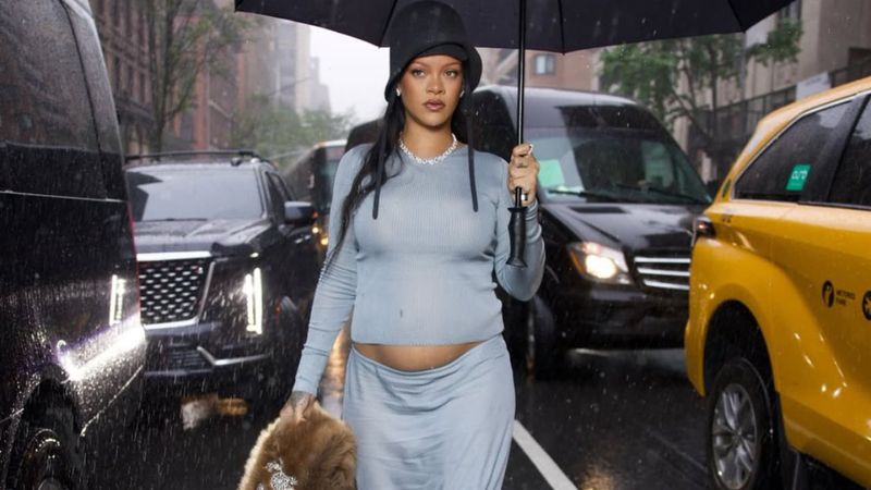 Rihanna 3. kez hamile! 2025 Met Gala’da karnı ilk kez görüntülendi