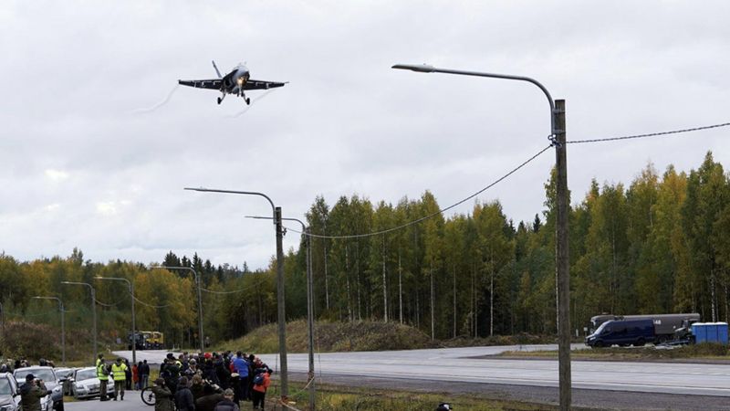 Finlandiya'da orduya ait savaş uçağı düştü